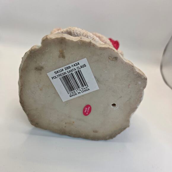 Lot of 4 Santa Claus Figurines – Resin Christmas Holiday Décor - Picture 9 of 16